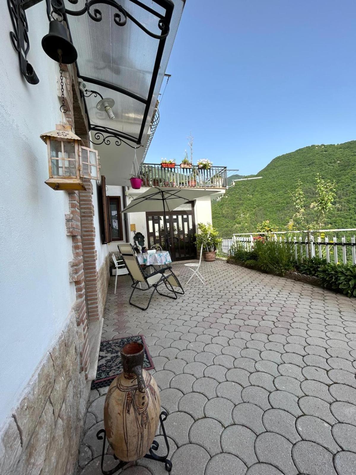 Casa San Giacomo Poggio Bustone Exteriér fotografie