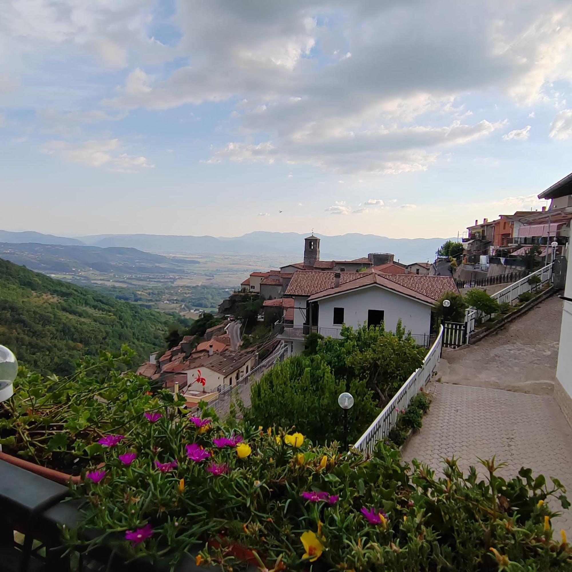 Casa San Giacomo Poggio Bustone Exteriér fotografie